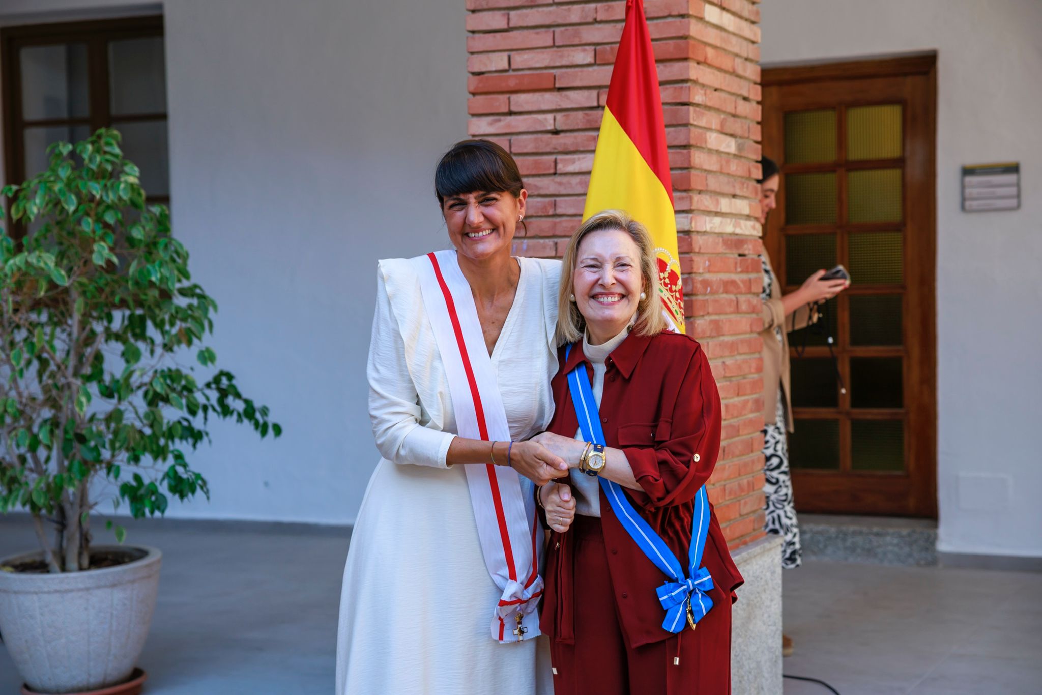 Un honor de recibir la condecoración de la Gran Cruz del Mérito Militar con distintivo blanco por contribuir a la modernización tecnológica del Ejército