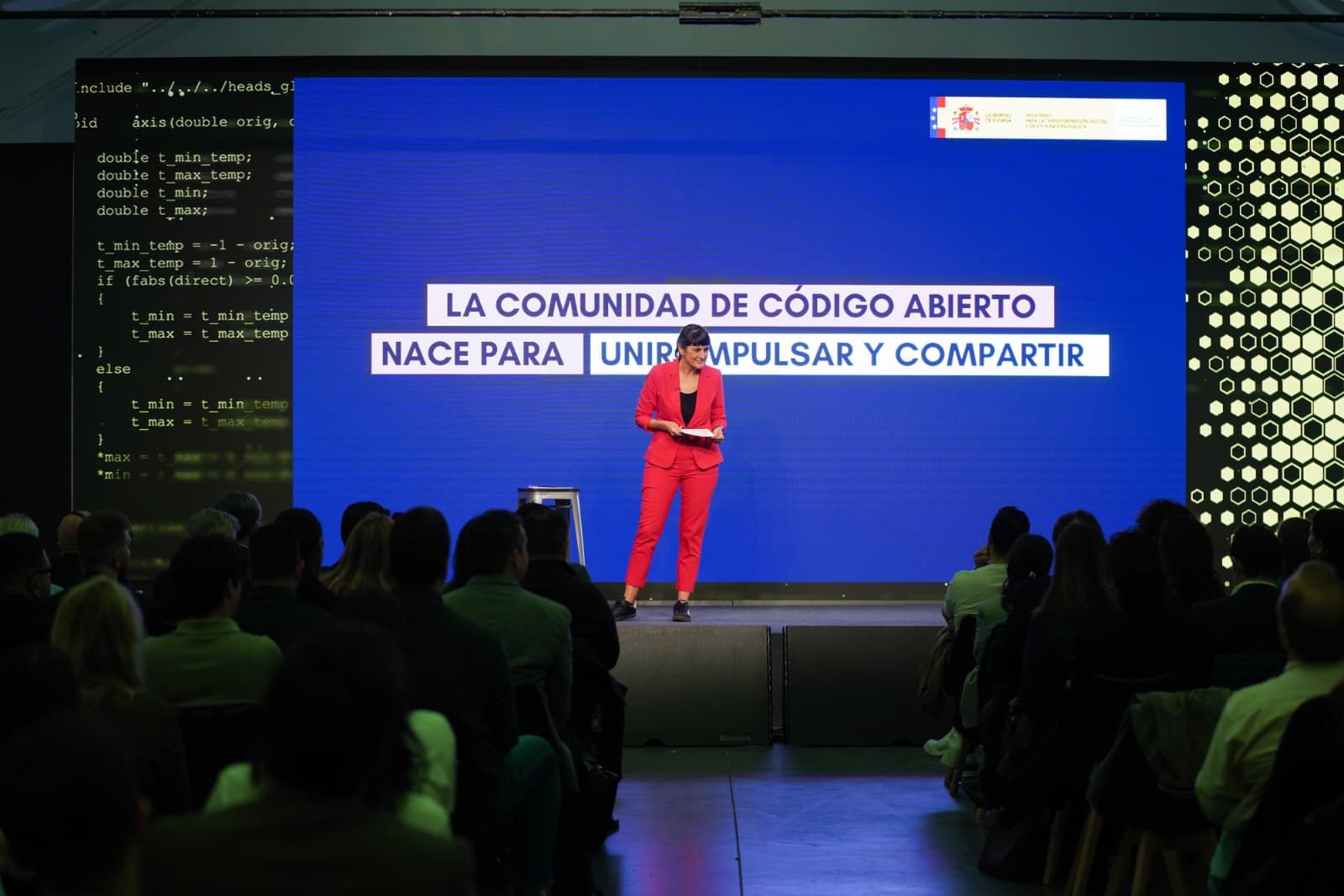 Ponemos en marcha la Comunidad de Inteligencia Artificial de Código Abierto en España para democratizar el acceso y fomentar la innovación colectiva hacia una IA para todos