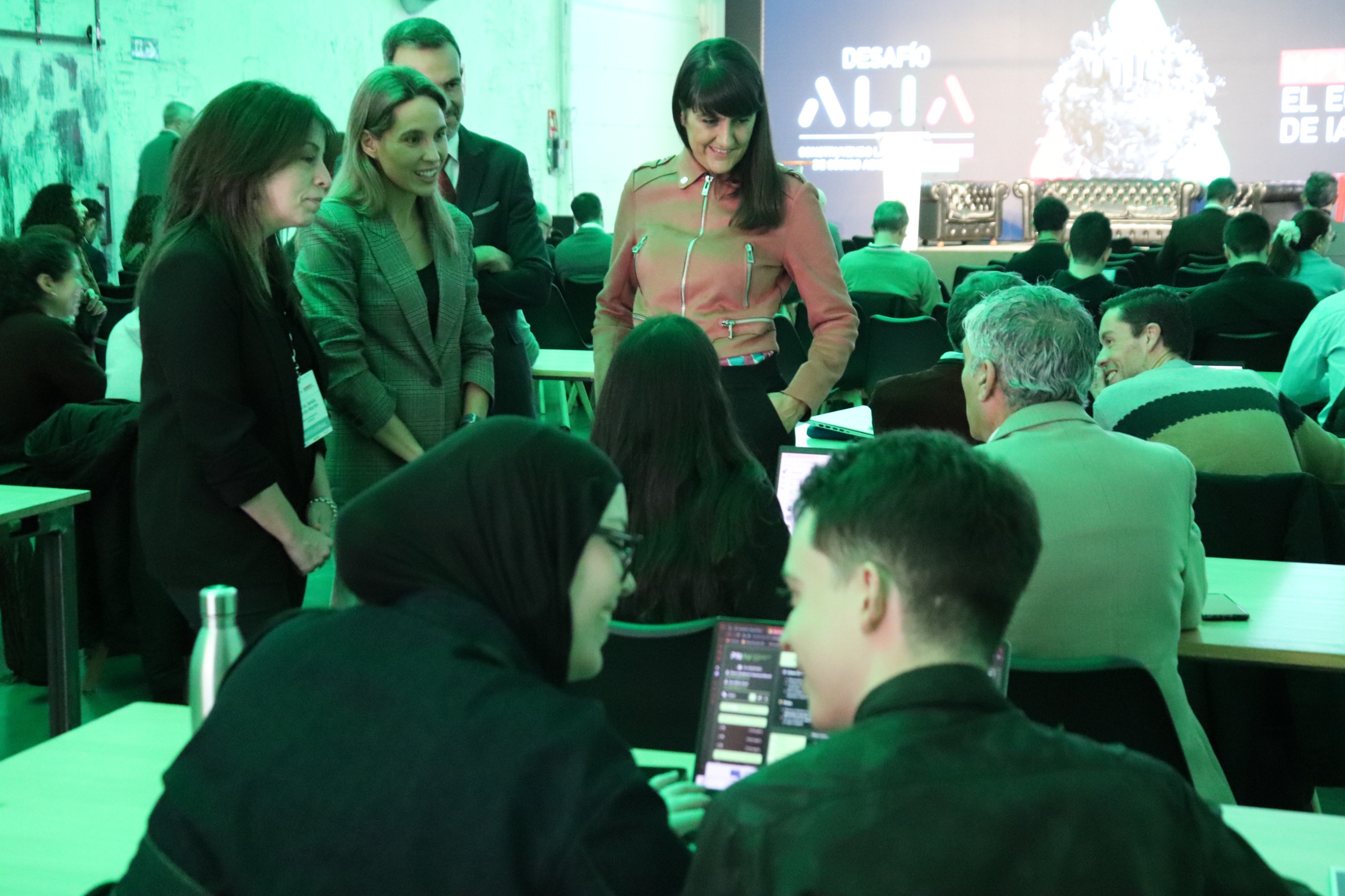 ¡Lanzamos un nuevo modelo de la familia ALIA, el 40B Instruido!