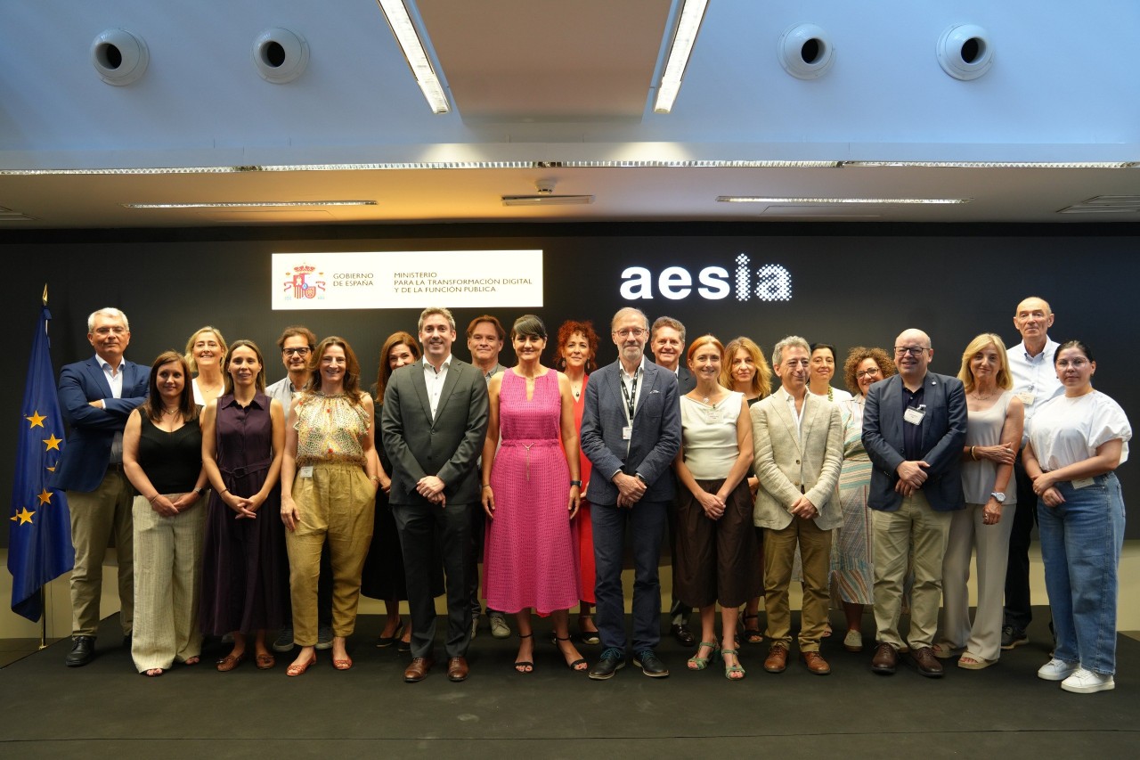 Avanzamos con el Laboratorio de Ideas de AESIA hacia una lA que sea capaz de combinar innovación y protección de derechos con una competitividad basada en la confianza